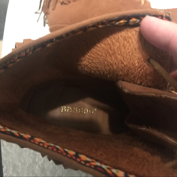 🎆 Bamboo fringe boho faux suede wedge ankle bootie - Picture 6 of 7